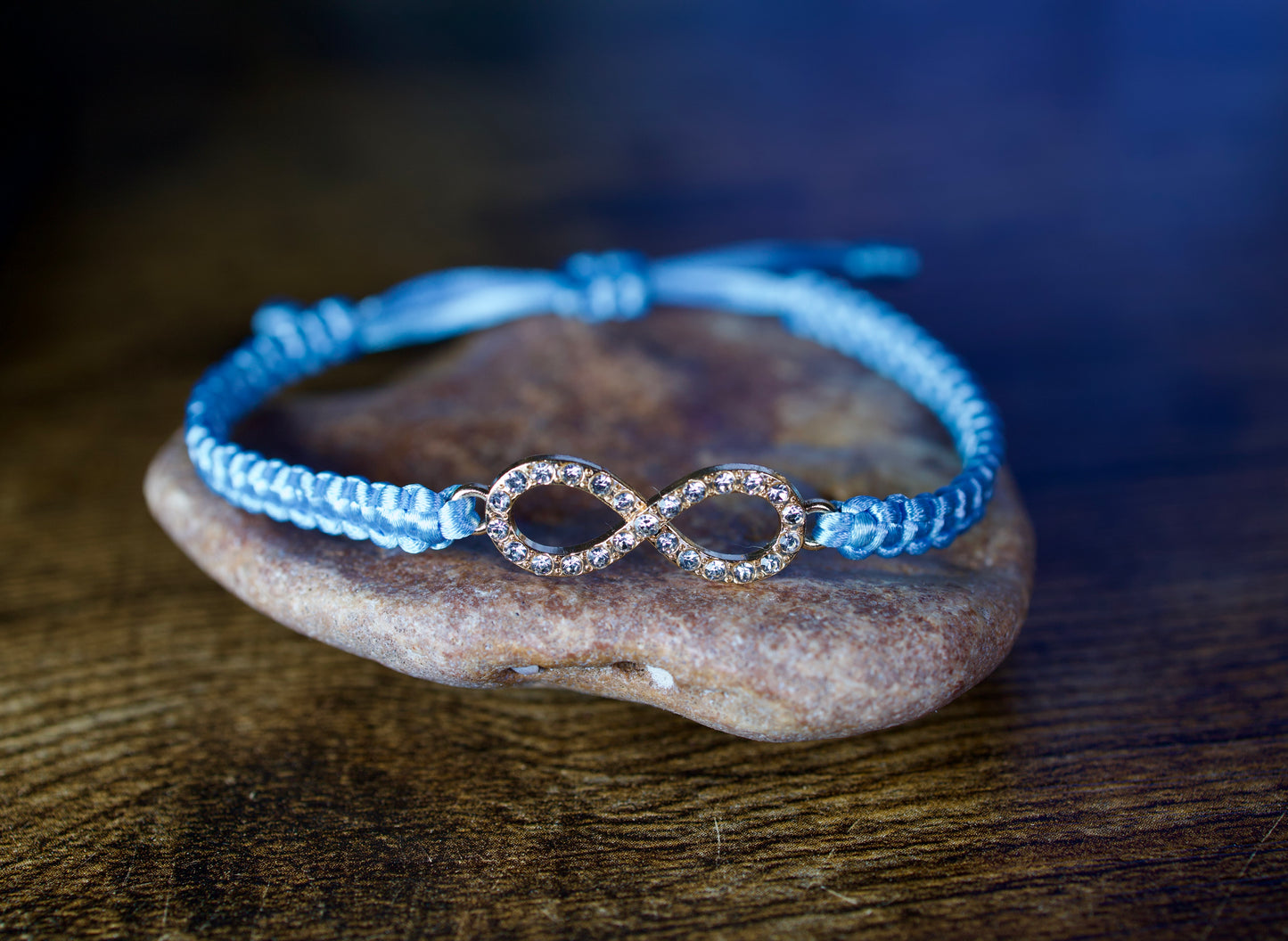 Infinity Brcelet / macrame bracelet/ Gift for her