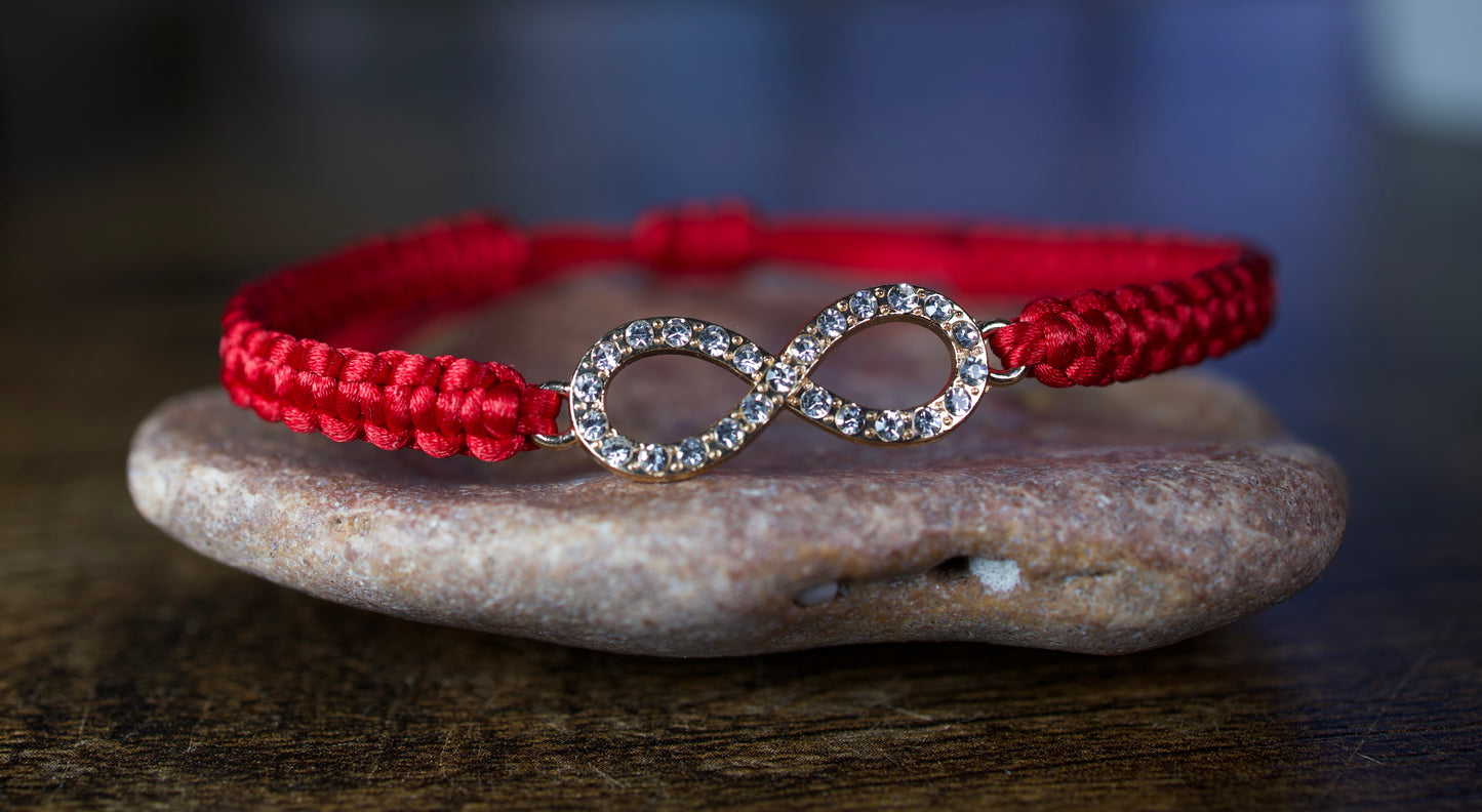 Infinity Brcelet / macrame bracelet/ Gift for her