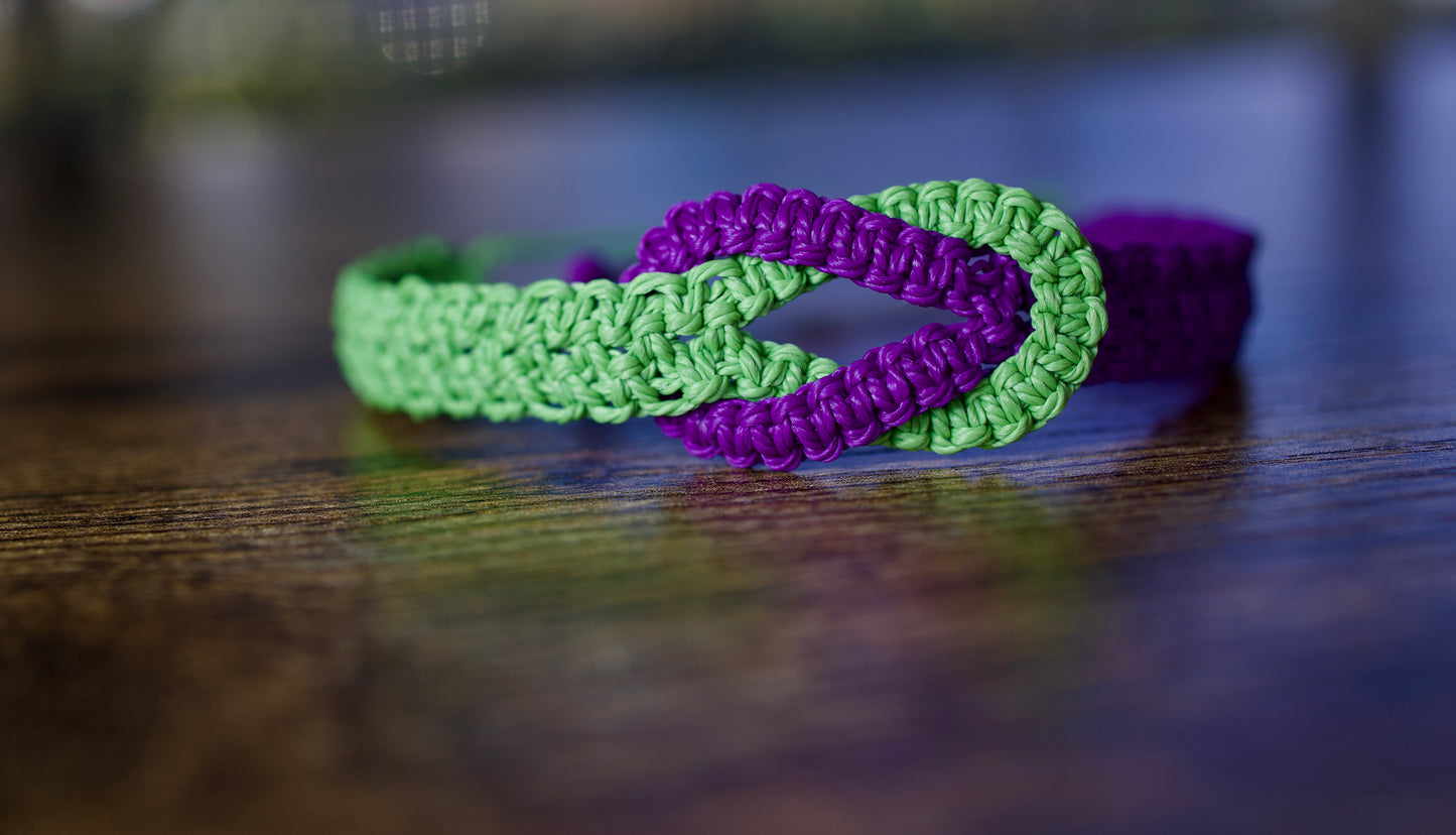 Infinity macrame bracele/gift for her/handmade bracelet
