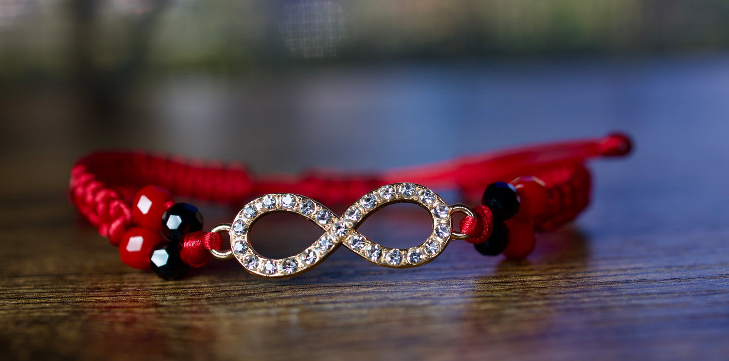 Infinity Brcelet / macrame bracelet/ Gift for her