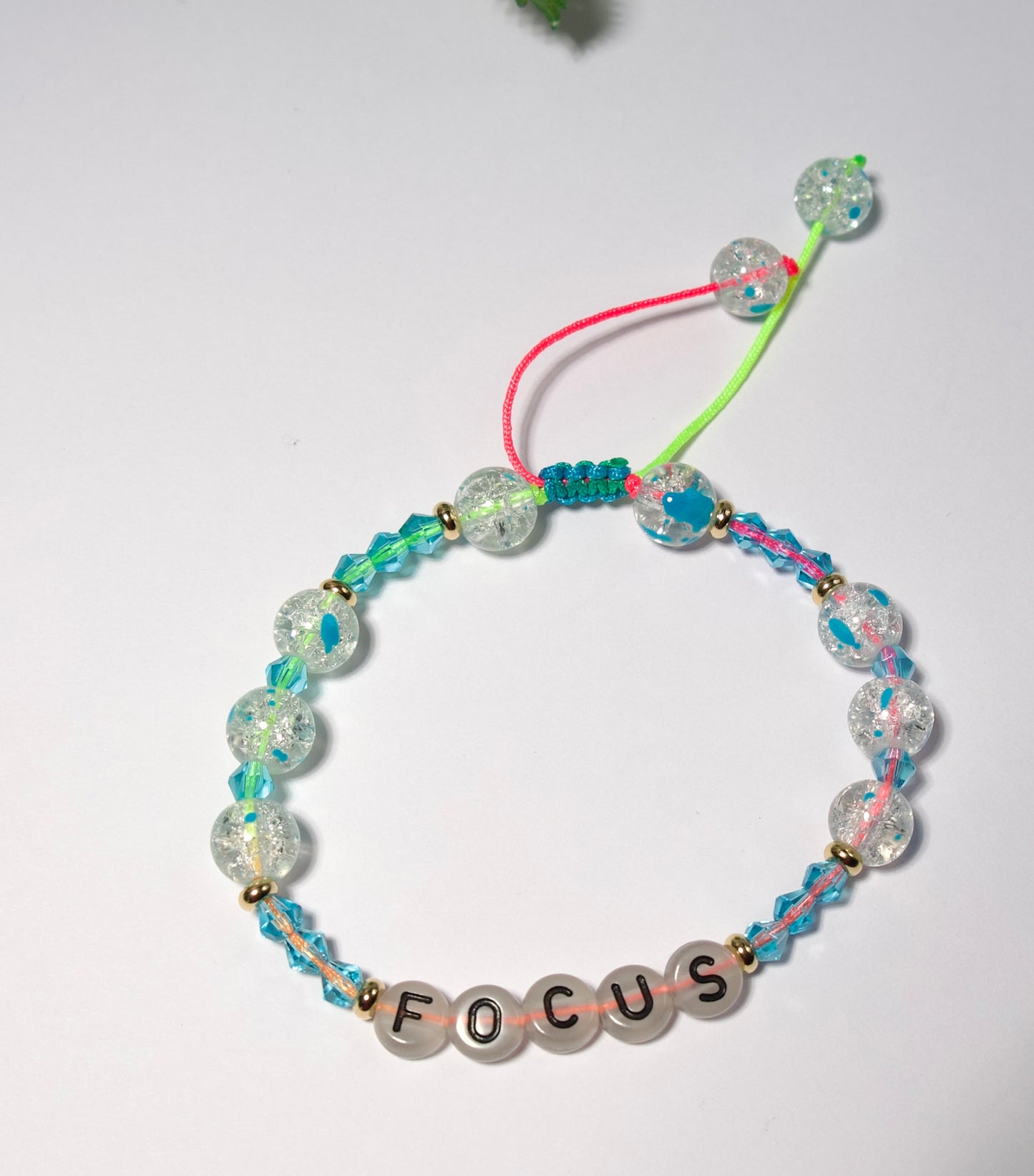 Focus Macrame Bracelet