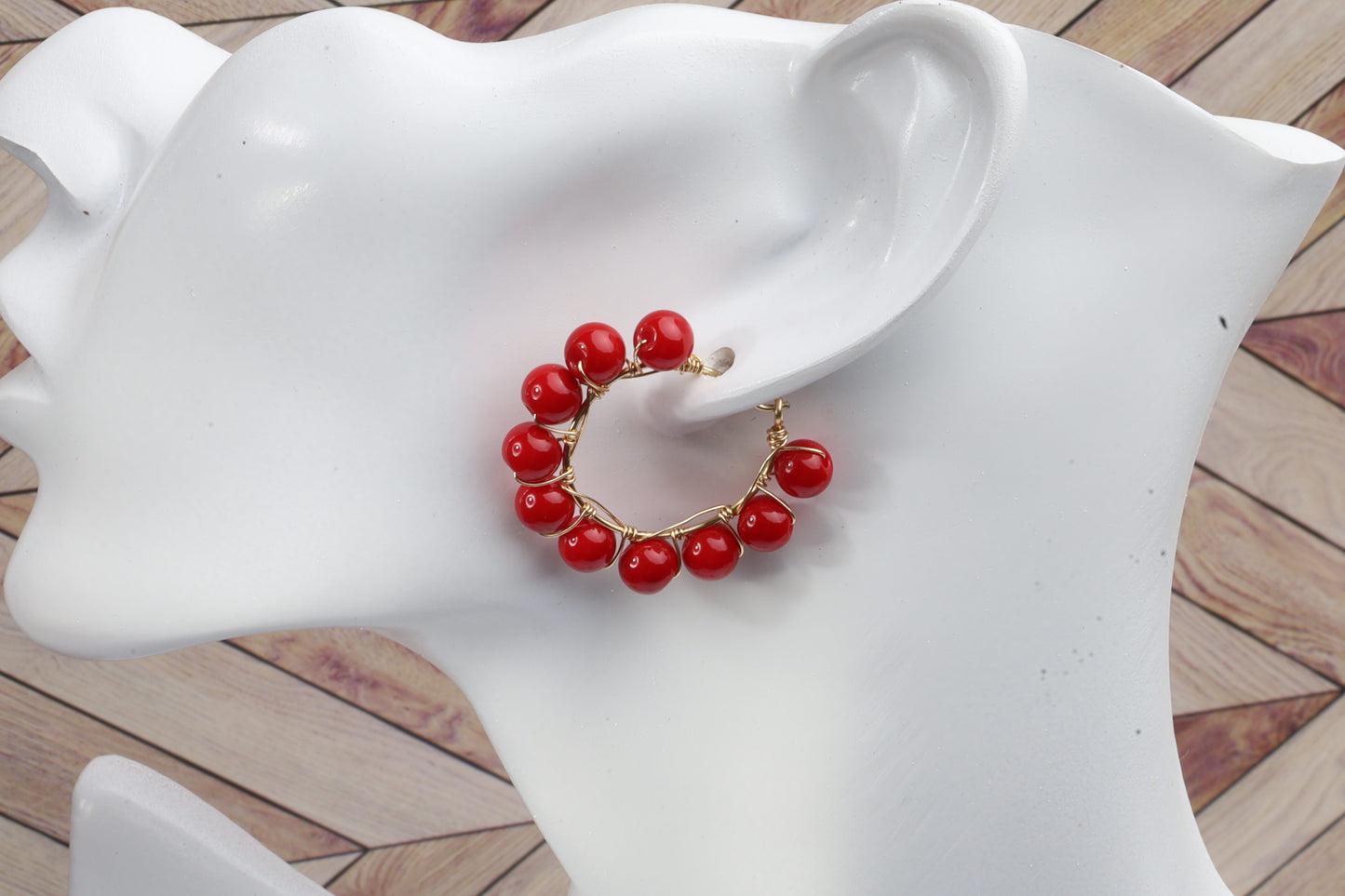 Cherry red beads hoop earrings