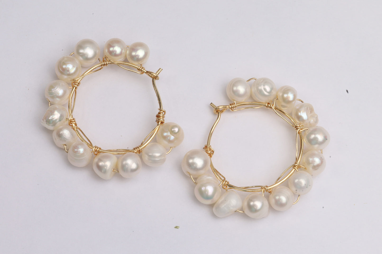 Wire wrapped earrings,cultured pearl earrings, hand made jewelry, fashion jewelry