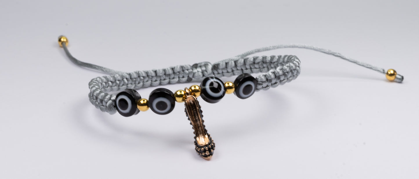 Black and white evil eye bracelet/macrame bracelet/paracord bracelet,gift for her