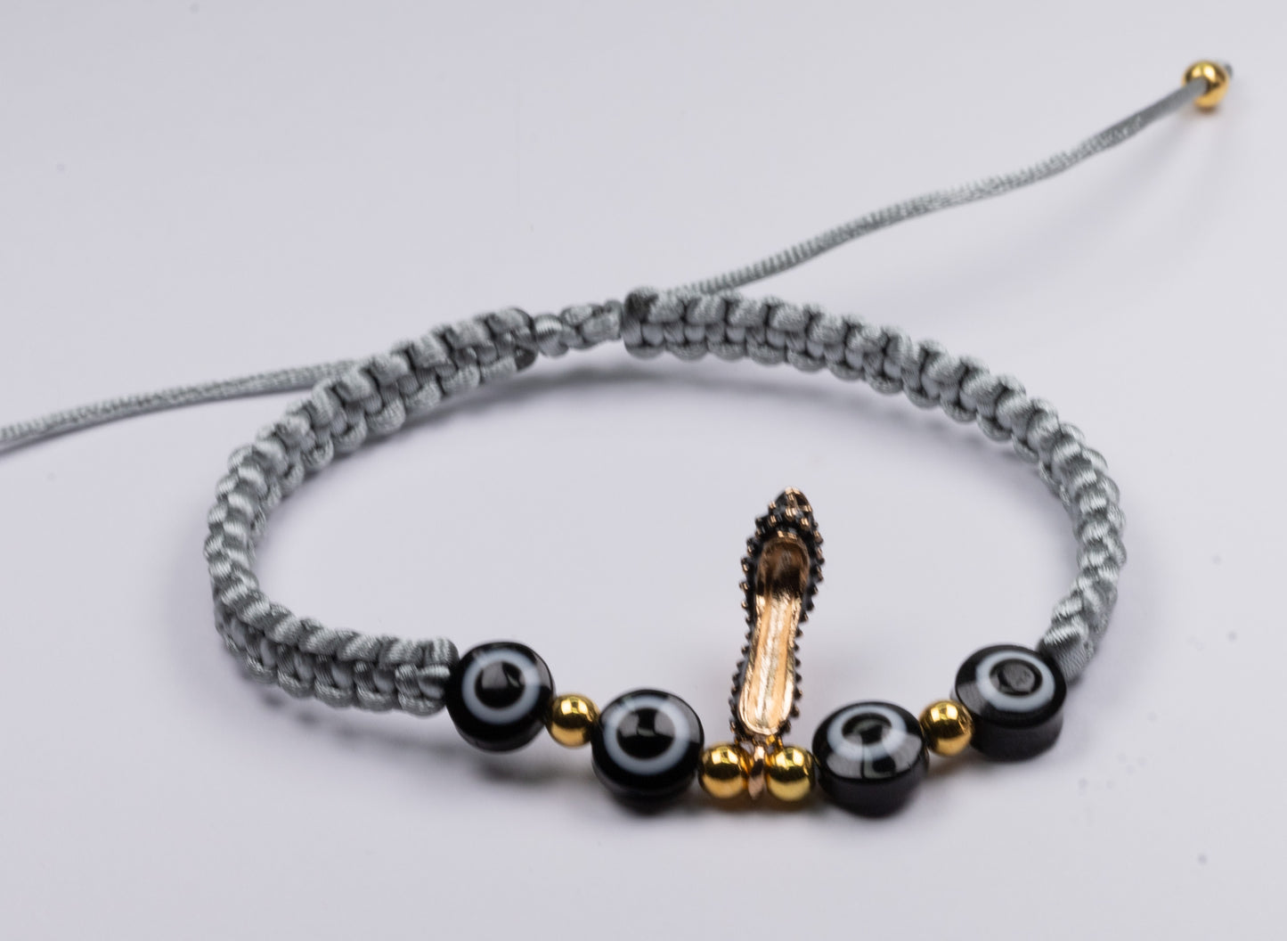 Black and white evil eye bracelet/macrame bracelet/paracord bracelet,gift for her