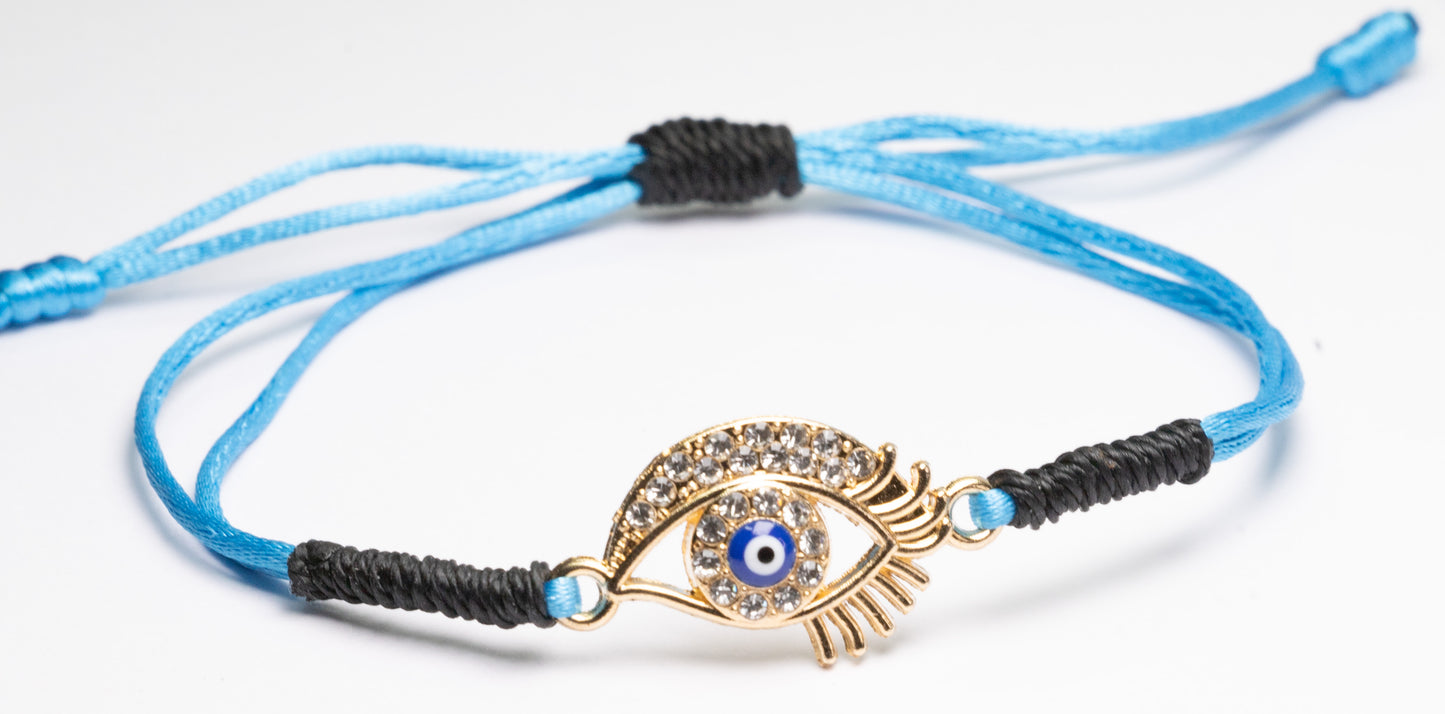 Evil eye macrame bracelet