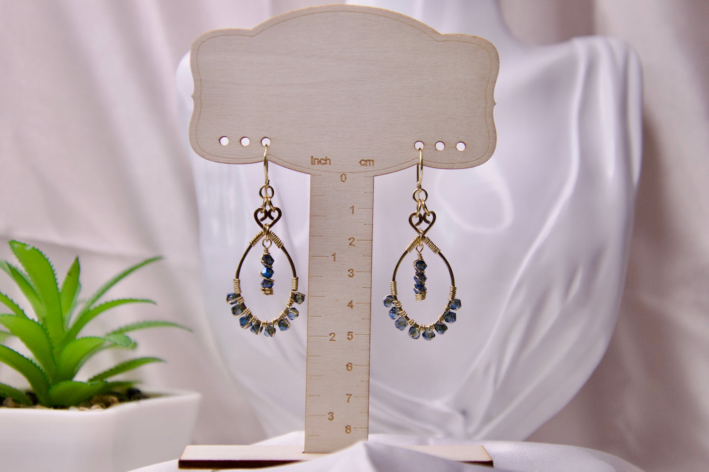 🌿 Aurelia Earrings