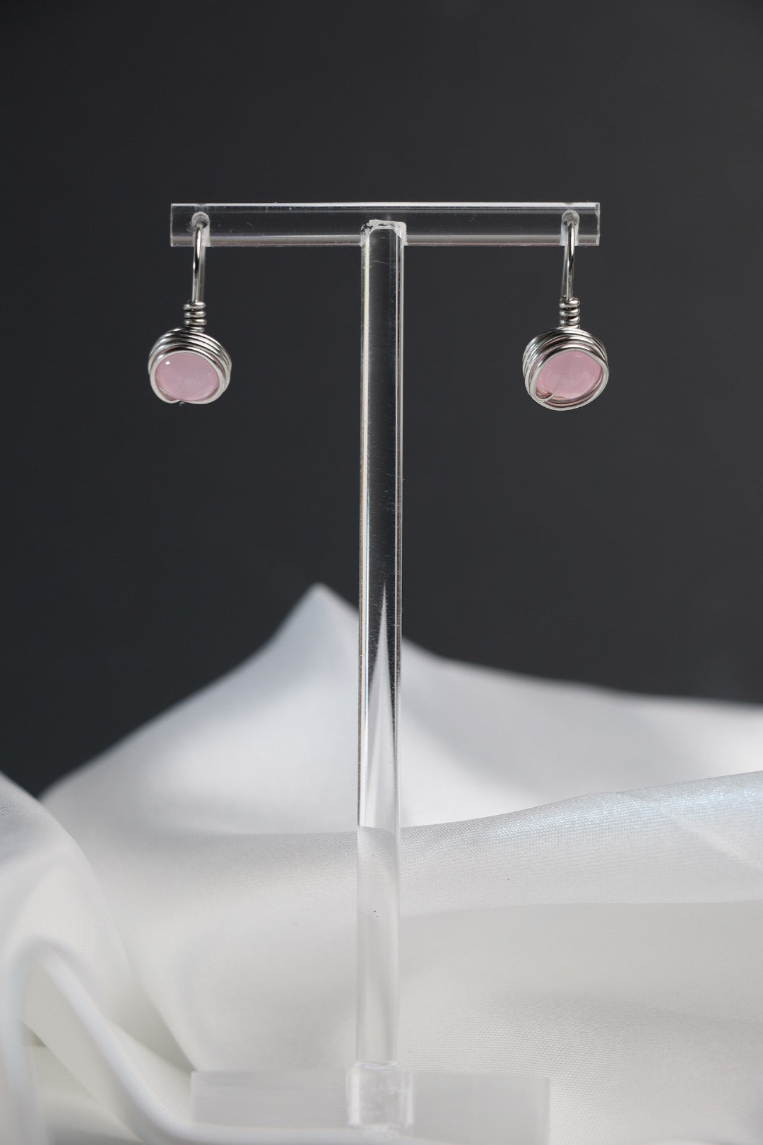 🌸 Blush Whisper Earrings